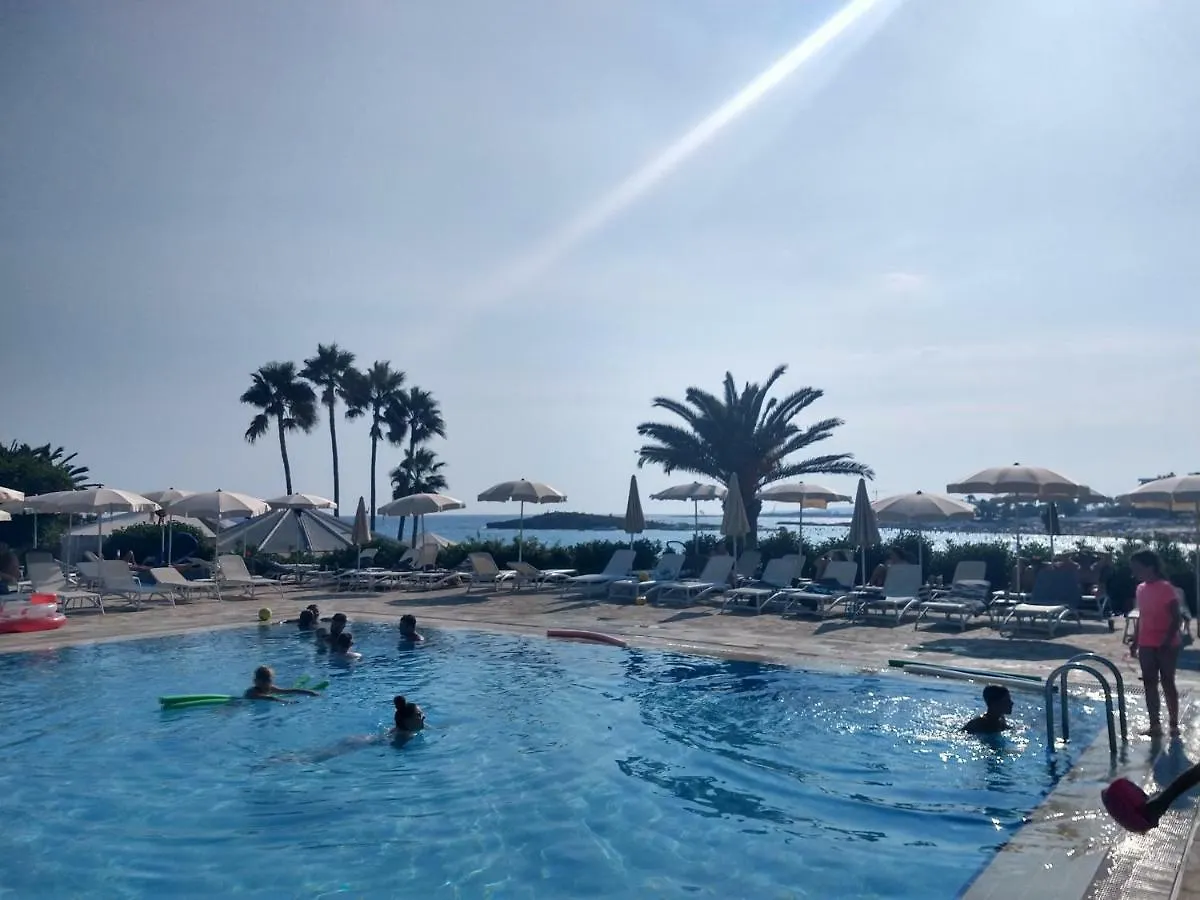 Nissi Golden Sand Lovely One Bedroom Apartment With Spacious Terrace And Free Parking Ayia Napa 0*,  Cyprus